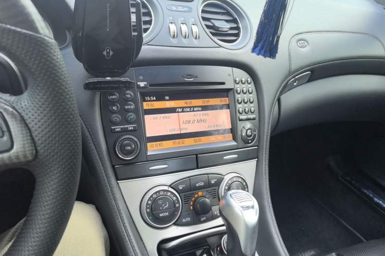 Used Mercedes-Benz SL-Class 2011 SL 300 Grand Edition Audio And AC Panel