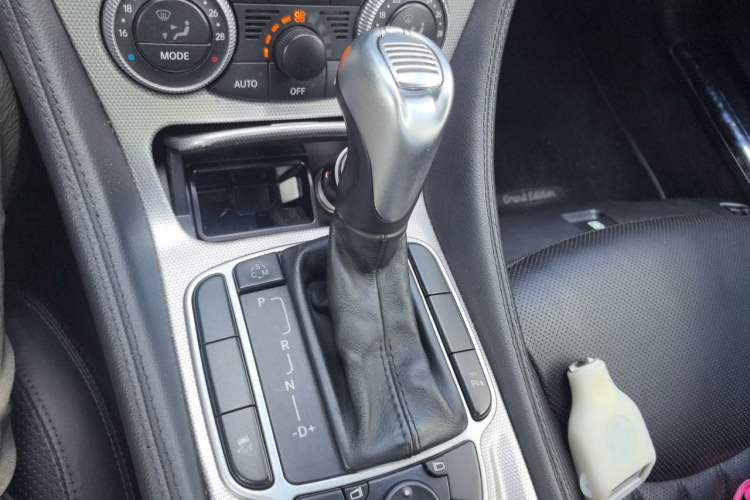 Used Mercedes-Benz SL-Class 2011 SL 300 Grand Edition Gear Lever