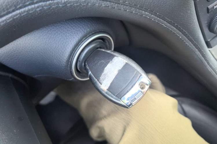 Used Mercedes-Benz SL-Class 2011 SL 300 Grand Edition Vehicle Key