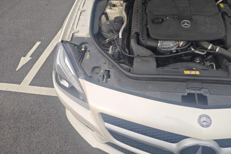 Used Mercedes-Benz SL-Class 2013 SL 350 Luxury Sports Model Engine Bay Right