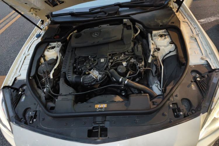 Used Mercedes-Benz SL-Class 2013 SL 350 Fashion Model Engine Bay