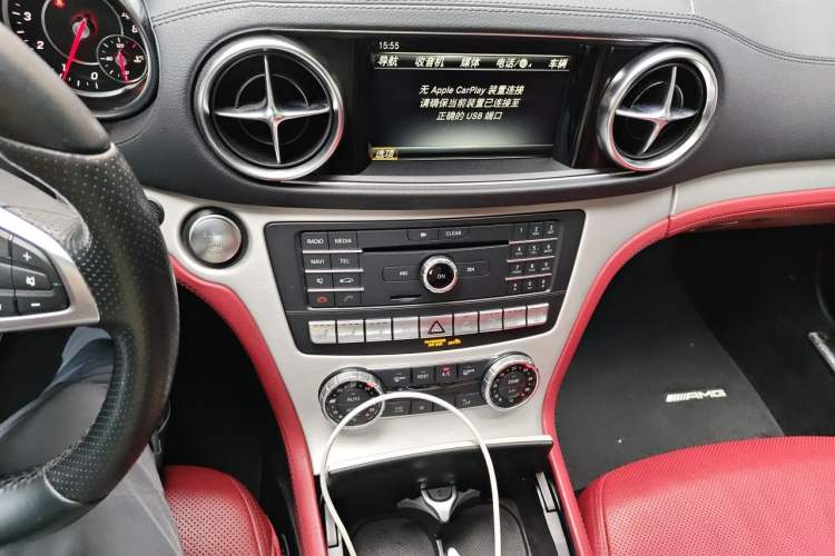 Used Mercedes-Benz SL-Class 2017 SL 400 Audio And AC Panel