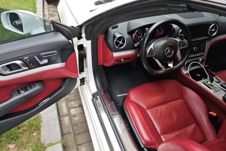 Used Mercedes-Benz SL-Class 2017 SL 400 Driver Seat