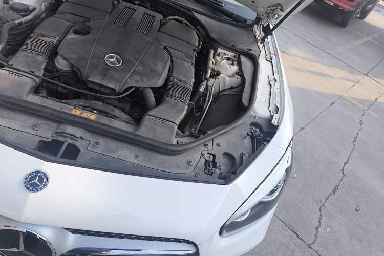 Used Mercedes-Benz SL-Class 2017 SL 400 Engine Bay Left