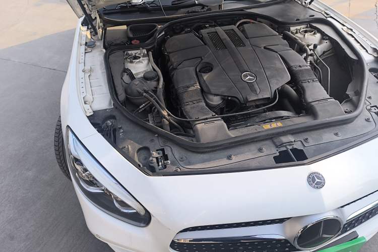 Used Mercedes-Benz SL-Class 2017 SL 400 Engine Bay Right