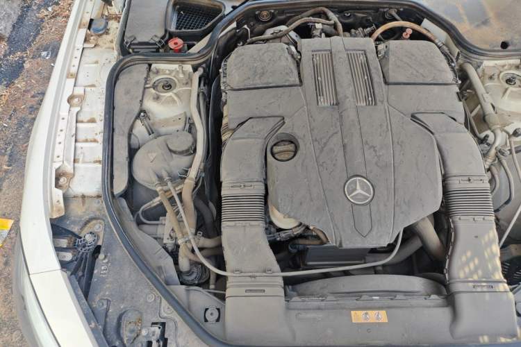 Used Mercedes-Benz SL-Class 2017 SL 400 Engine Bay Right