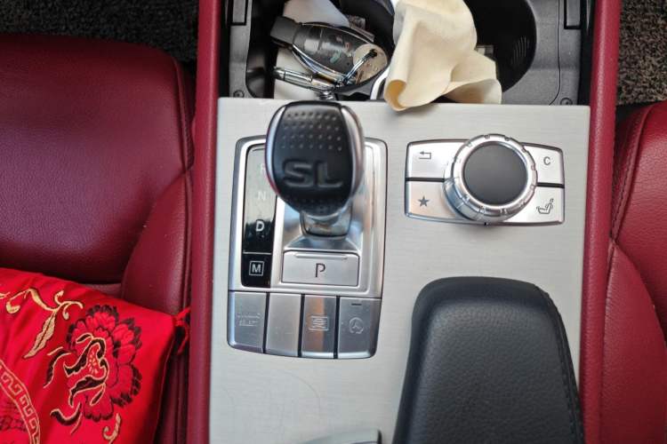 Used Mercedes-Benz SL-Class 2017 SL 400 Gear Lever