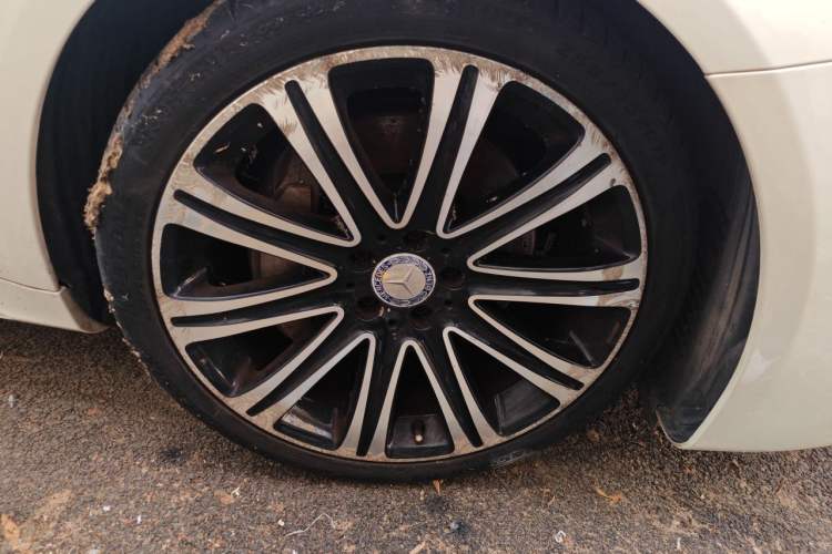 Used Mercedes-Benz SL-Class 2017 SL 400 Right Front Wheel Hub