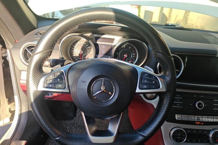 Used Mercedes-Benz SL-Class 2017 SL 400 Steering Wheel