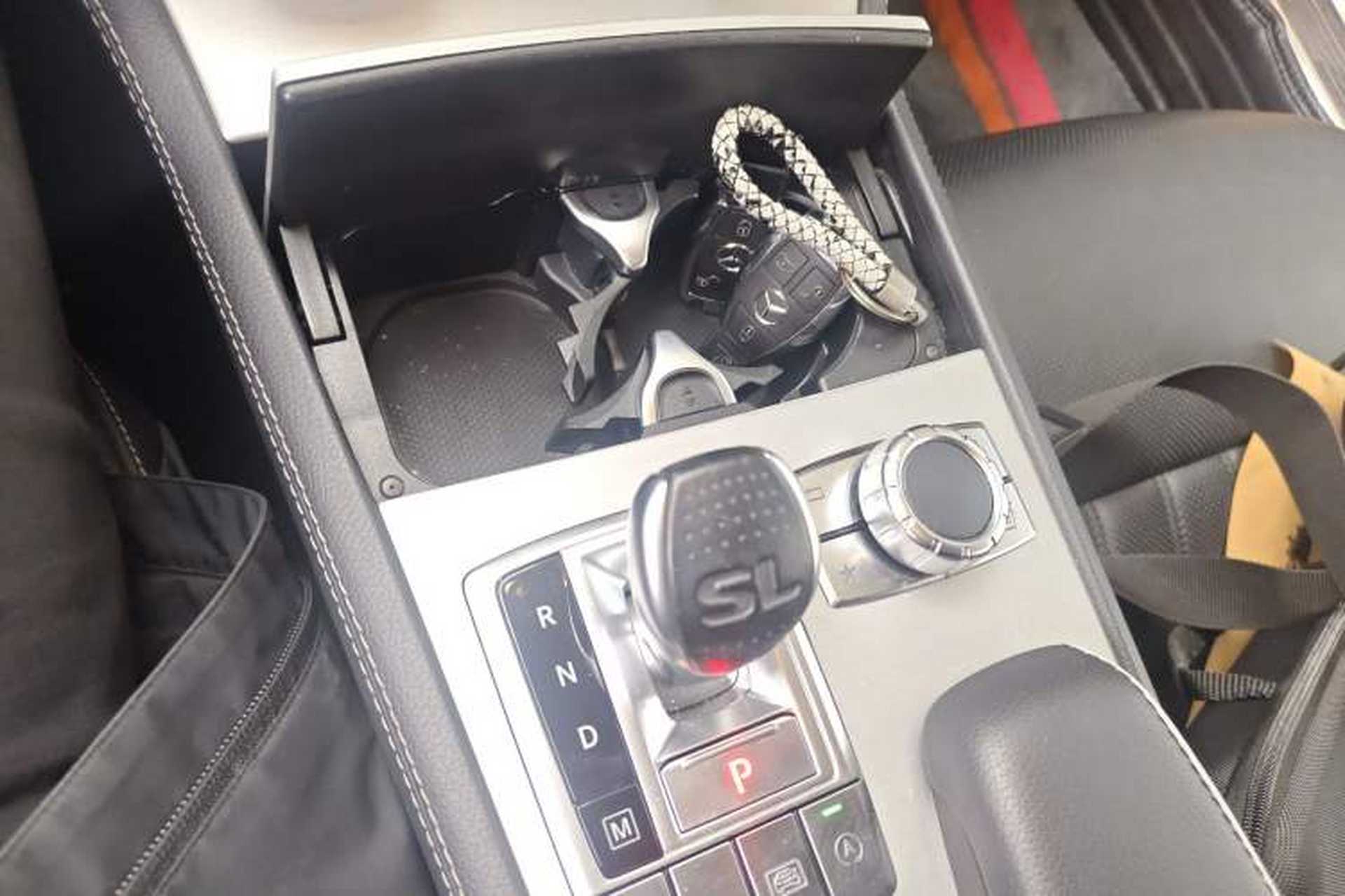 Used Mercedes-Benz SL-Class 2017 SL 400 Gear Lever