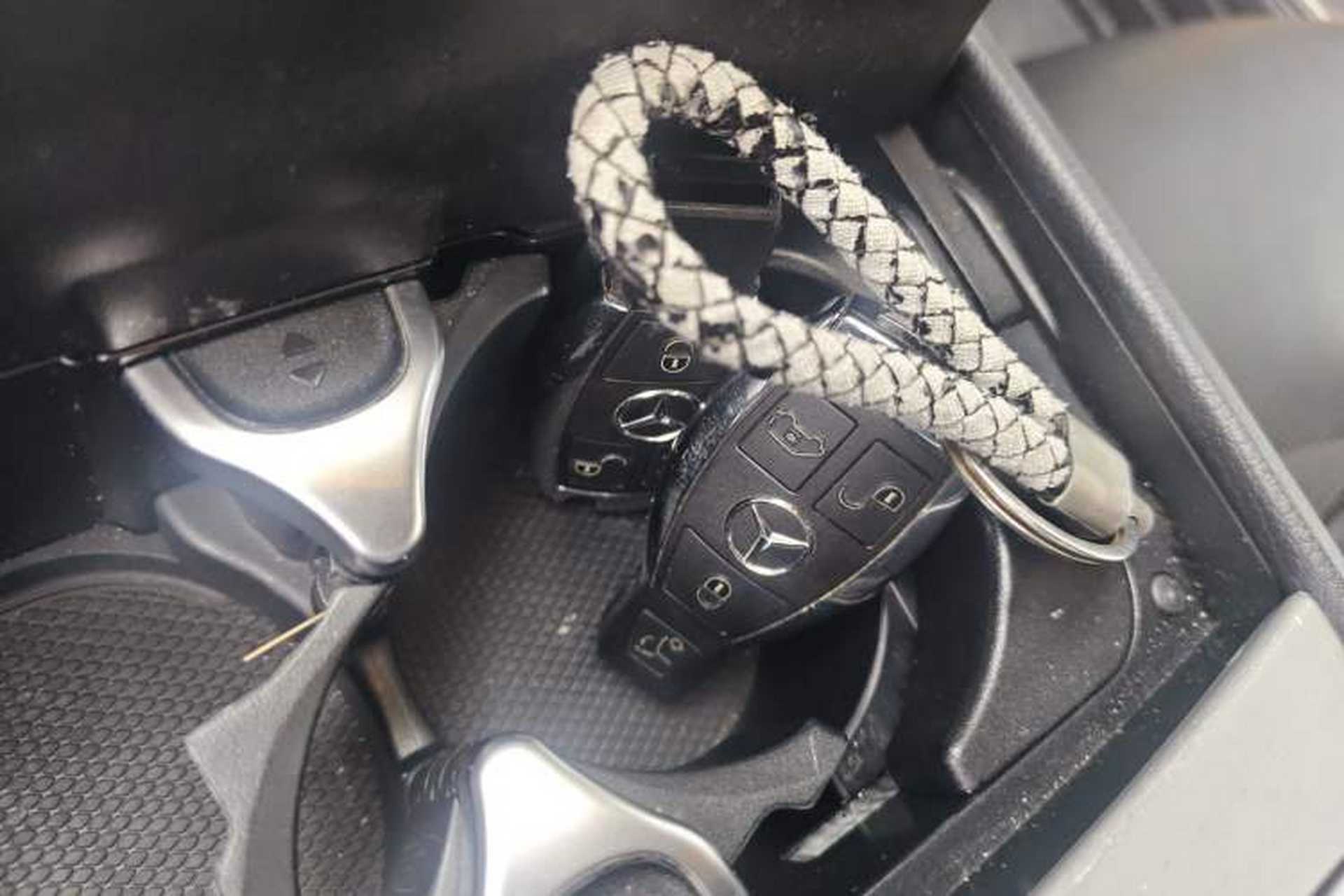 Used Mercedes-Benz SL-Class 2017 SL 400 Vehicle Key