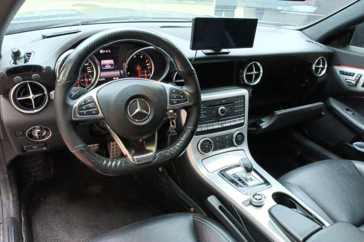 Used Mercedes-Benz SLC 2016 SLC 200 Fashion Model Center Console