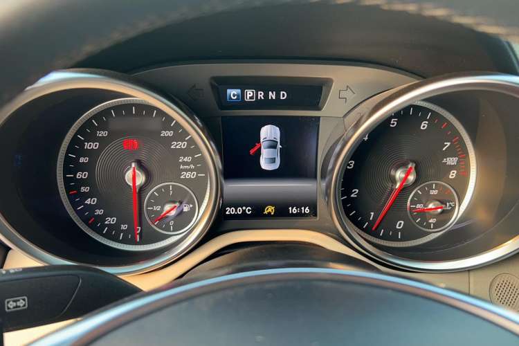 Used Mercedes-Benz SLC 2016 SLC 200 Dynamic Edition Instrument Cluster