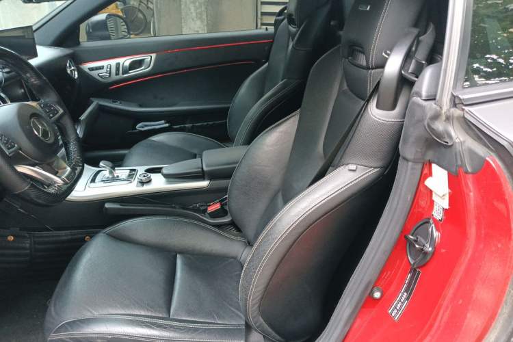 Used Mercedes-Benz SLC 2016 SLC 200 Fashion Model Left Rear Seat