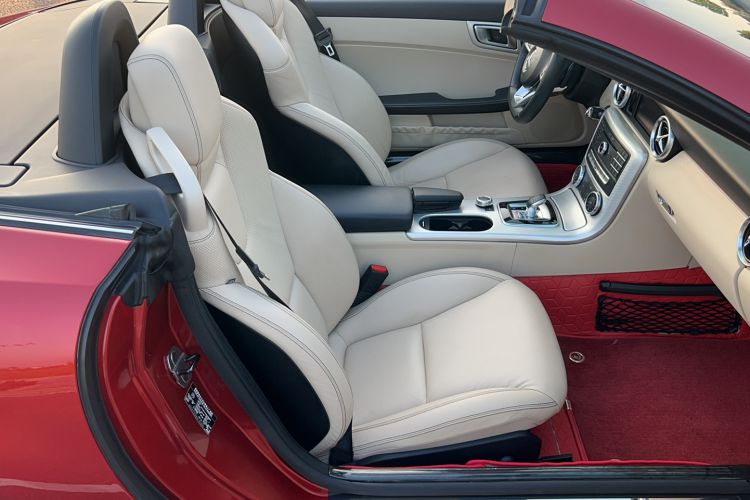 Used Mercedes-Benz SLC 2016 SLC 200 Dynamic Edition Right Front Seat
