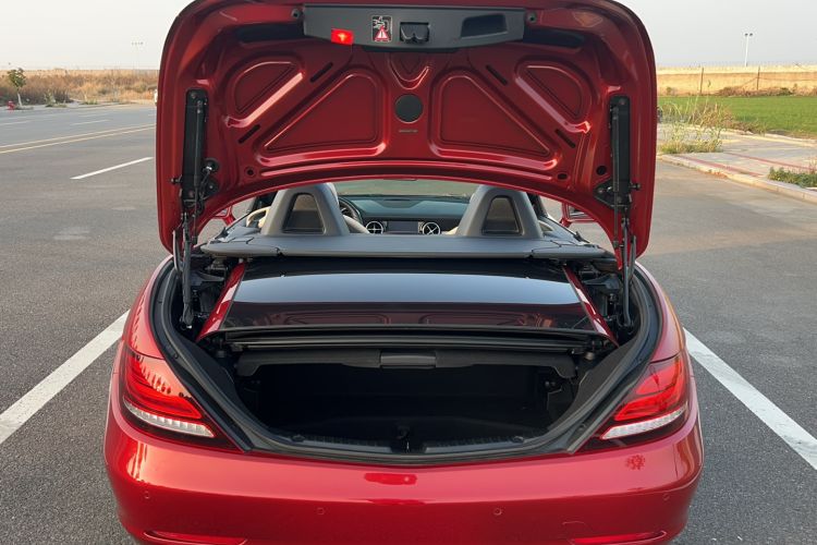 Used Mercedes-Benz SLC 2016 SLC 200 Dynamic Edition Trunk