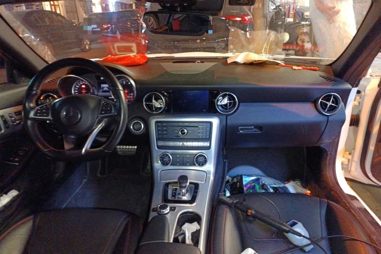Used Mercedes-Benz SLC 2016 SLC 300 Luxury Sports Model Center Console