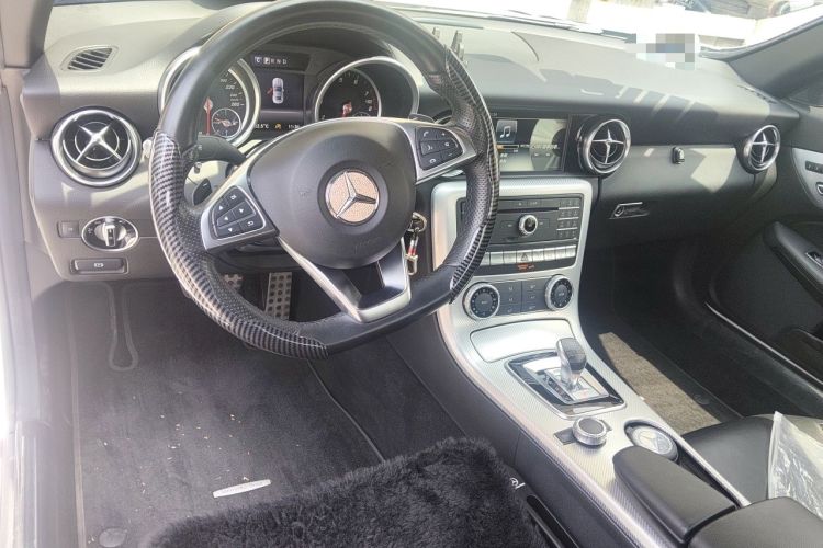 Used Mercedes-Benz SLC 2016 SLC 200 Fashion Model Center Console