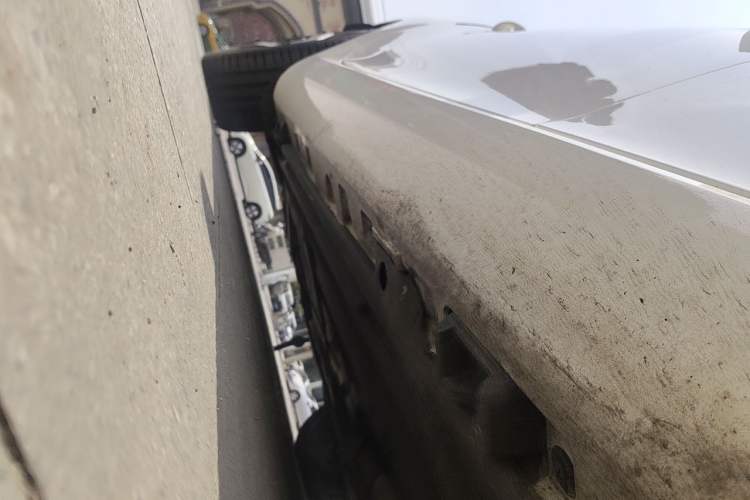 Used Mercedes-Benz SLC 2016 SLC 200 Fashion Model Chassis Front Right
