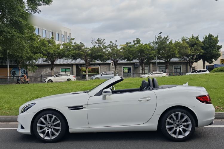 Used Mercedes-Benz SLC 2016 SLC 200 Dynamic Edition Exterior 3