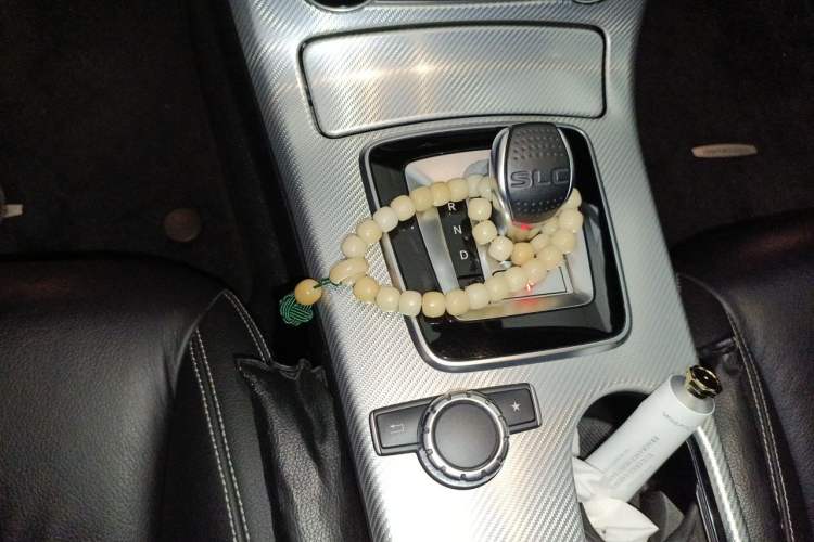 Used Mercedes-Benz SLC 2016 SLC 200 Fashion Model Gear Lever