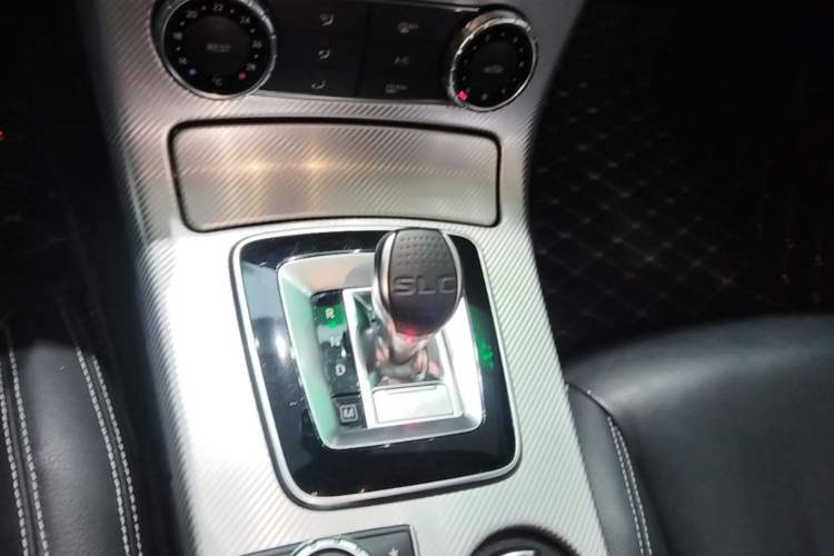 Used Mercedes-Benz SLC 2016 SLC 200 Dynamic Edition Gear Lever