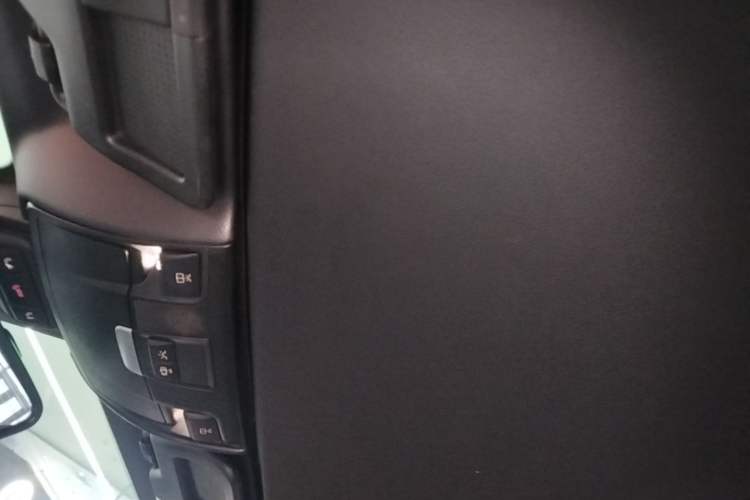 Used Mercedes-Benz SLC 2016 SLC 200 Dynamic Edition Headliner