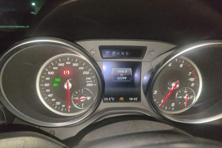 Used Mercedes-Benz SLC 2016 SLC 200 Fashion Model Instrument Cluster