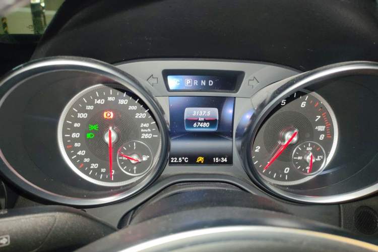Used Mercedes-Benz SLC 2016 SLC 200 Dynamic Edition Instrument Cluster