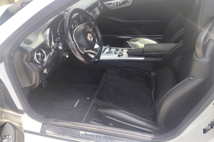 Used Mercedes-Benz SLC 2016 SLC 200 Fashion Model Left Front Seat