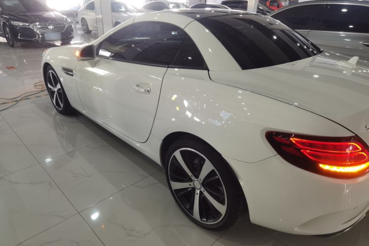 Used Mercedes-Benz SLC 2016 SLC 200 Fashion Model Left Side