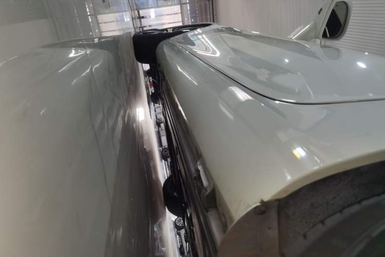 Used Mercedes-Benz SLC 2016 SLC 200 Fashion Model Left Side Sill