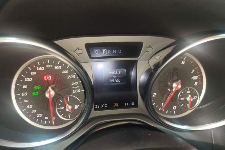Used Mercedes-Benz SLC 2016 SLC 200 Dynamic Edition Odometer Close Up
