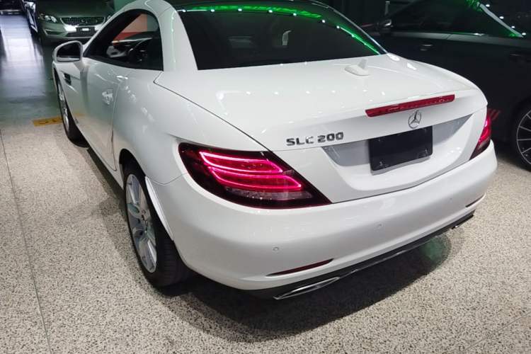 Used Mercedes-Benz SLC 2016 SLC 200 Dynamic Edition Rear Left 45 Deg