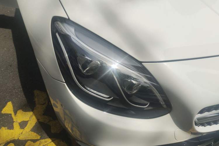 Used Mercedes-Benz SLC 2016 SLC 200 Fashion Model Right Front Headlight