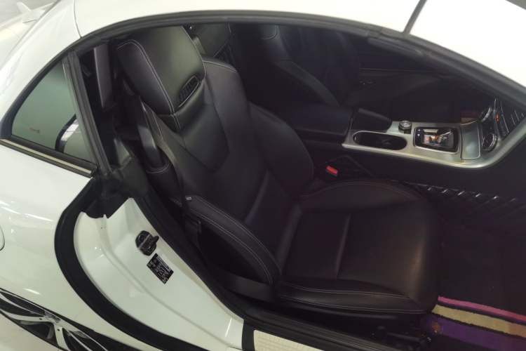 Used Mercedes-Benz SLC 2016 SLC 200 Fashion Model Right Front Seat