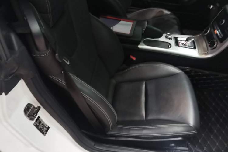 Used Mercedes-Benz SLC 2016 SLC 200 Dynamic Edition Right Front Seat