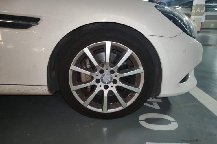 Used Mercedes-Benz SLC 2016 SLC 200 Dynamic Edition Right Front Wheel Hub