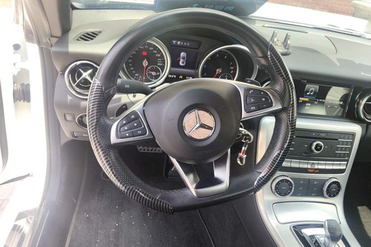 Used Mercedes-Benz SLC 2016 SLC 200 Fashion Model Steering Wheel