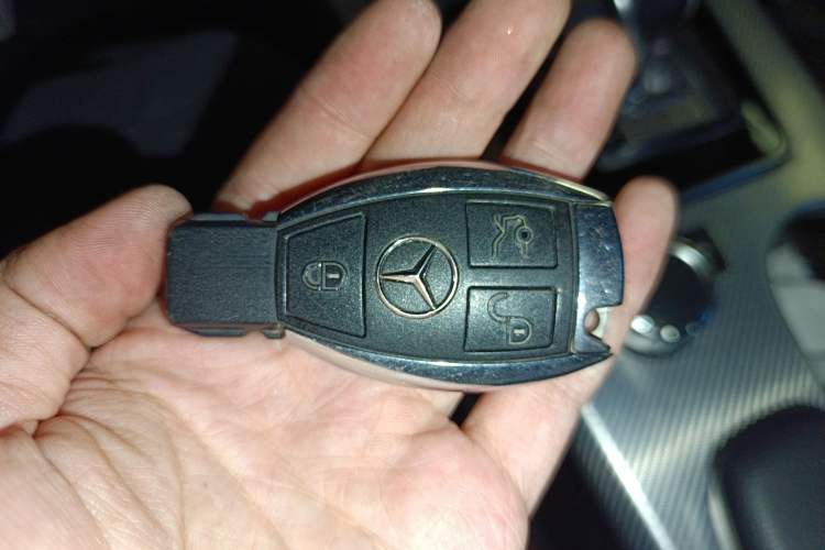 Used Mercedes-Benz SLC 2016 SLC 300 Luxury Sports Model Vehicle Key