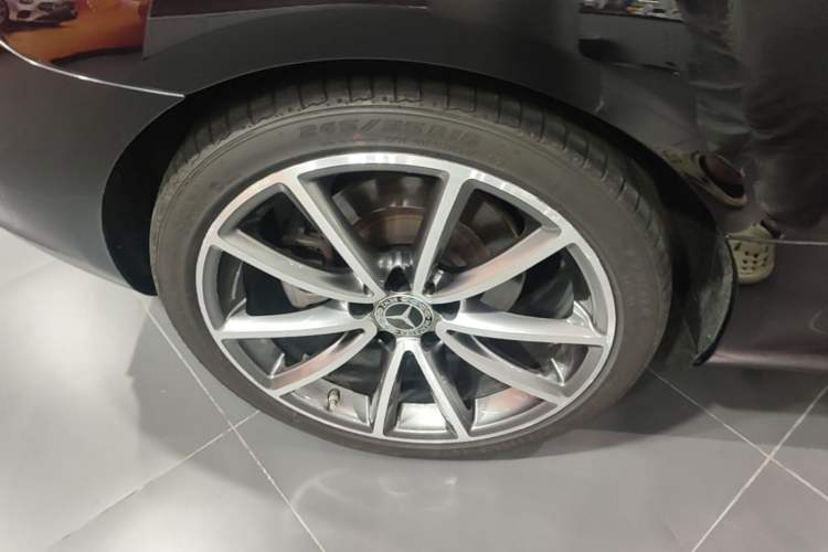 Used Mercedes-Benz SLC 2018 SLC 260 Zhu Yan Special Edition Right Rear Wheel Hub