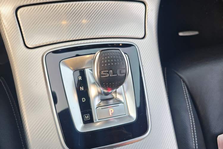 Used Mercedes-Benz SLC 2018 SLC 260 Dynamic Edition Gear Lever