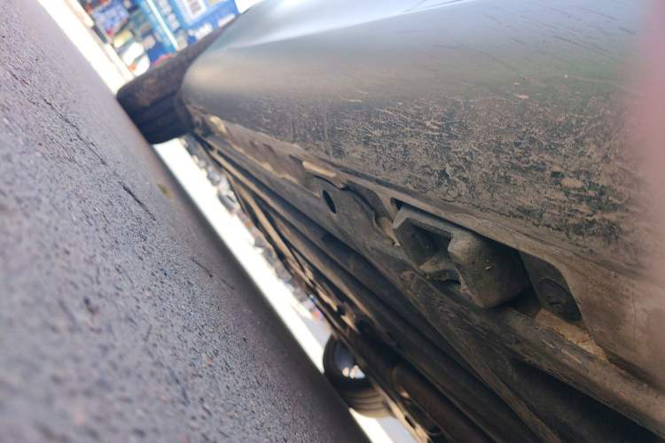 Used Mercedes-Benz SLC 2018 SLC 260 Zhu Yan Special Edition Chassis Front Right