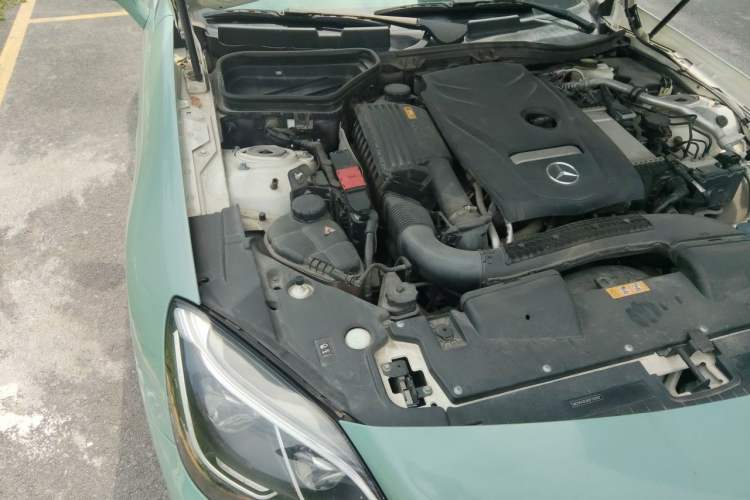 Used Mercedes-Benz SLC 2018 SLC 260 Dynamic Edition Engine Bay Right