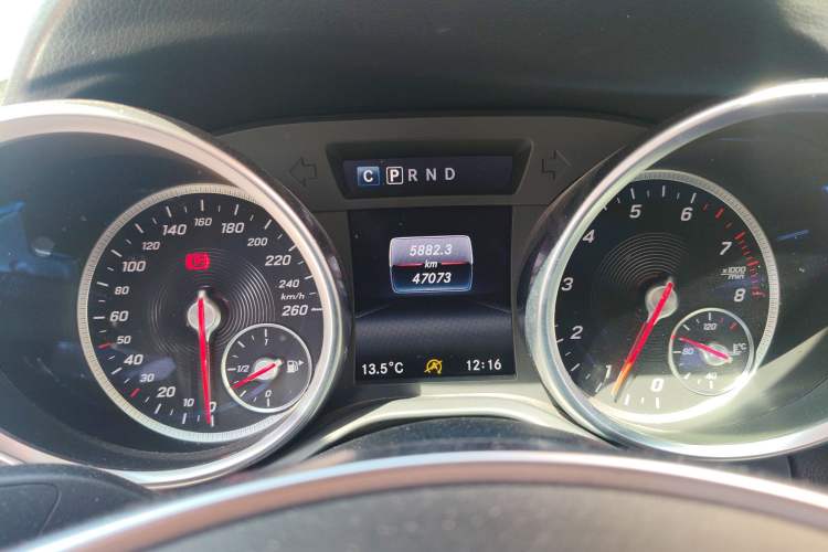 Used Mercedes-Benz SLC 2018 SLC 260 Zhu Yan Special Edition Instrument Cluster