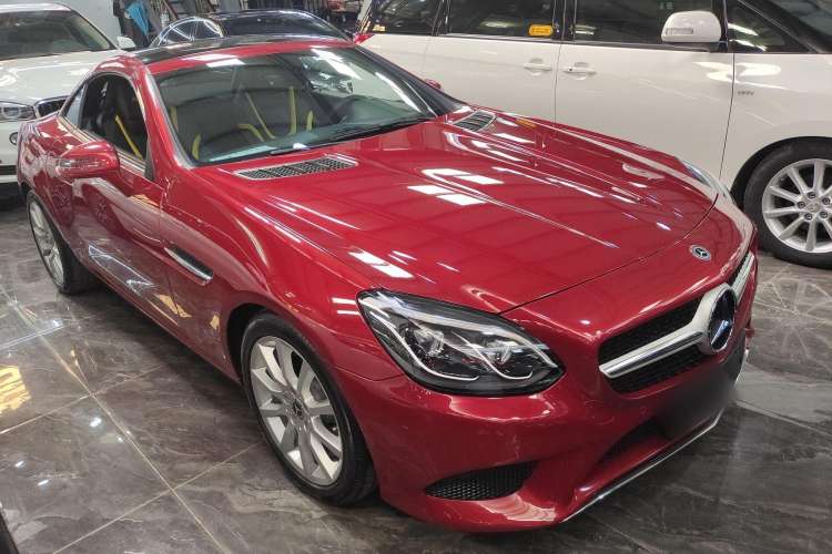 Used Mercedes-Benz SLC 2018 SLC 260 Dynamic Edition Front Right 45 Deg