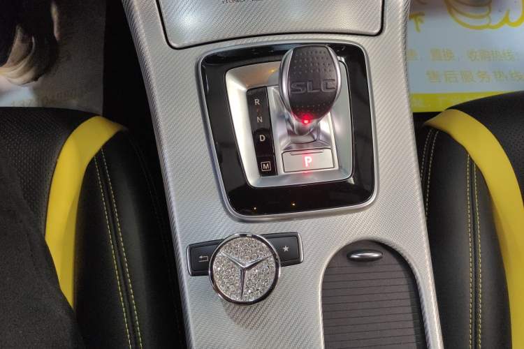 Used Mercedes-Benz SLC 2018 SLC 260 Dynamic Edition Gear Lever