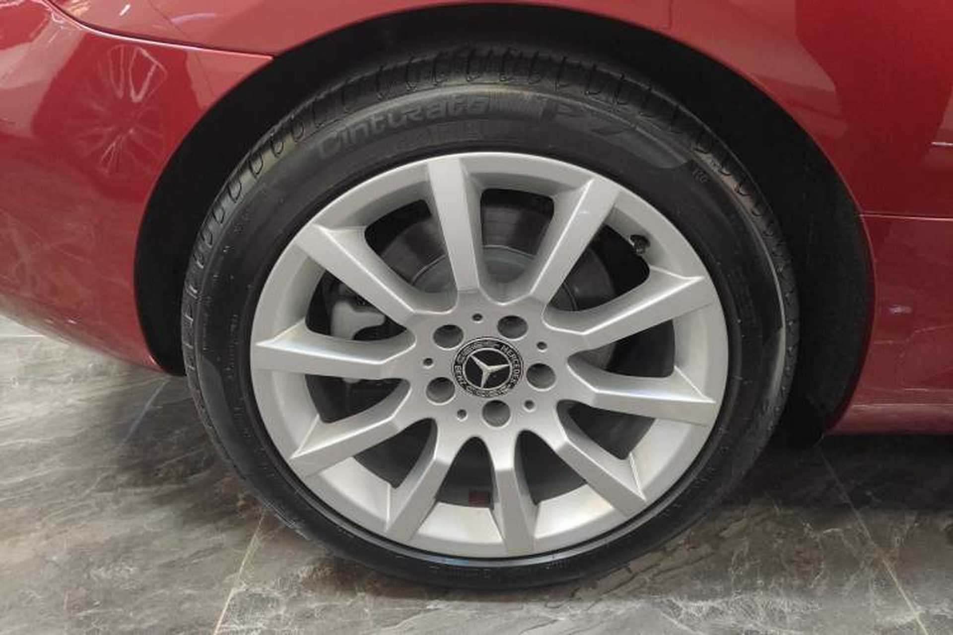Used Mercedes-Benz SLC 2018 SLC 260 Dynamic Edition Right Rear Wheel Hub