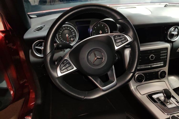 Used Mercedes-Benz SLC 2018 SLC 260 Dynamic Edition Steering Wheel