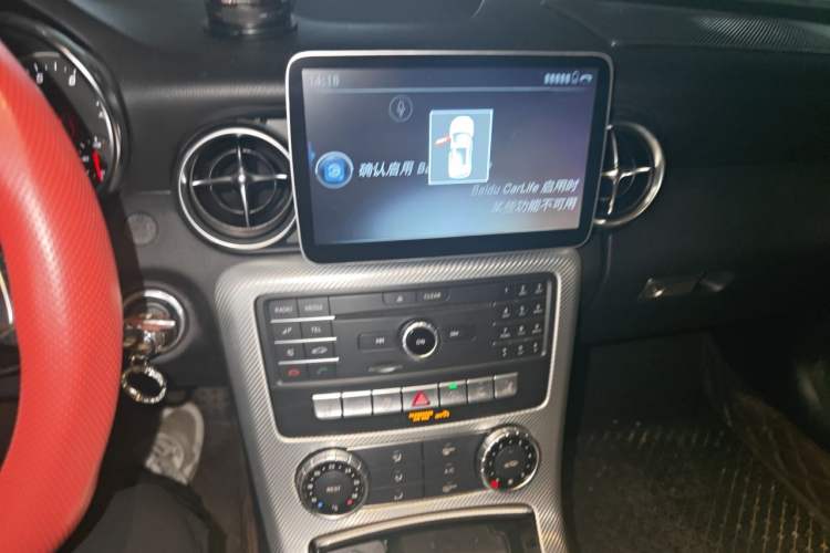 Used Mercedes-Benz SLC 2018 SLC 260 Dynamic Edition Audio And AC Panel